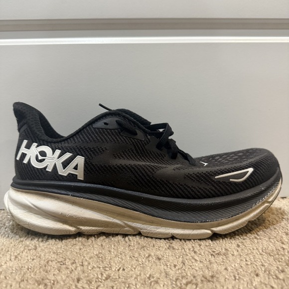 Hoka One One Clifton 9 Shoes Mens Size 9.5 Black White Running Athletic‎ 1127895